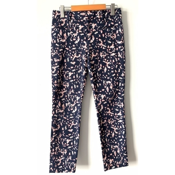 Club Monaco Blue with a pink floral pattern Straight pants size 2 - Picture 3 of 15